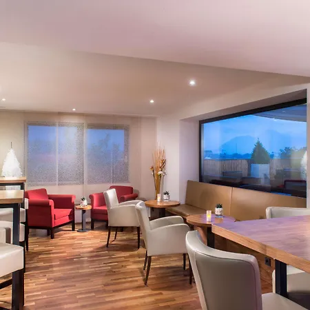 Hotell Wyndham Grand Conference Centre