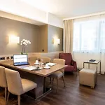 Radisson Blu & Conference Centre, 4*