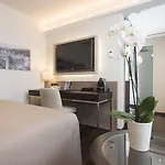 Radisson Blu Hotel & Conference Centre, Salzburg Hotel 4*