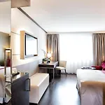 Radisson Blu & Conference Centre, Hotel