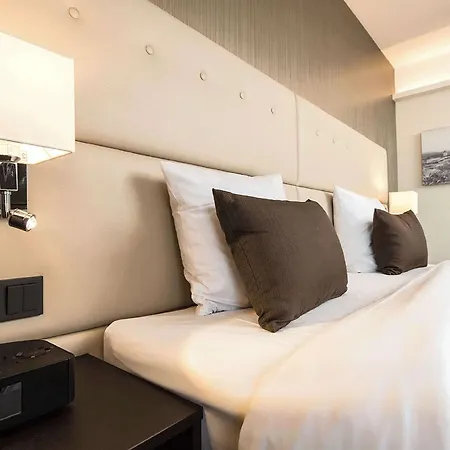 Radisson Blu & Conference Centre, 酒店