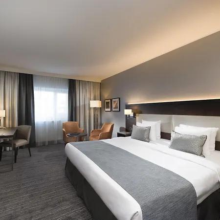 酒店 Radisson Blu & Conference Centre,