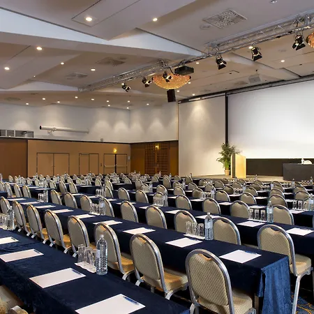Radisson Blu & Conference Centre, 4* Salzburg
