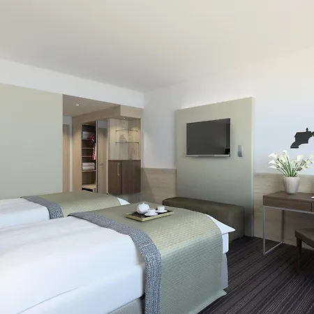 Radisson Blu & Conference Centre, 4*