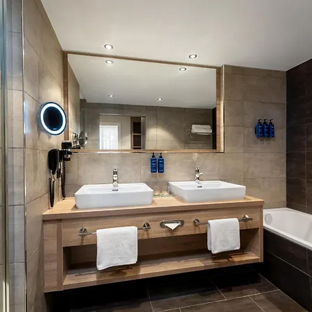 Radisson Blu & Conference Centre,