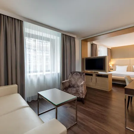 Ξενοδοχείο Radisson Blu & Conference Centre,