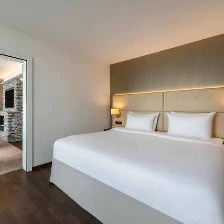 Ξενοδοχείο Radisson Blu & Conference Centre,