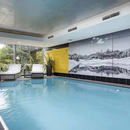 Radisson Blu & Conference Centre, 4*