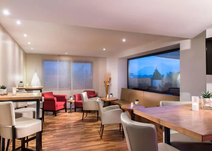 ويندام جراند كونفرنس سنتر 4*