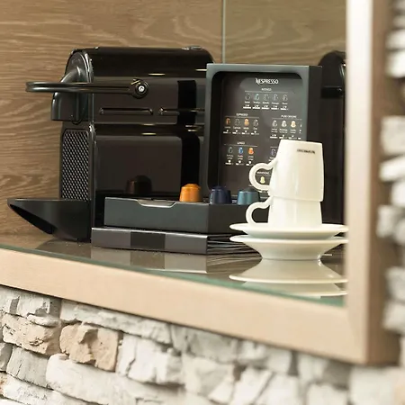 Wyndham Grand Conference Centre מלון 4*